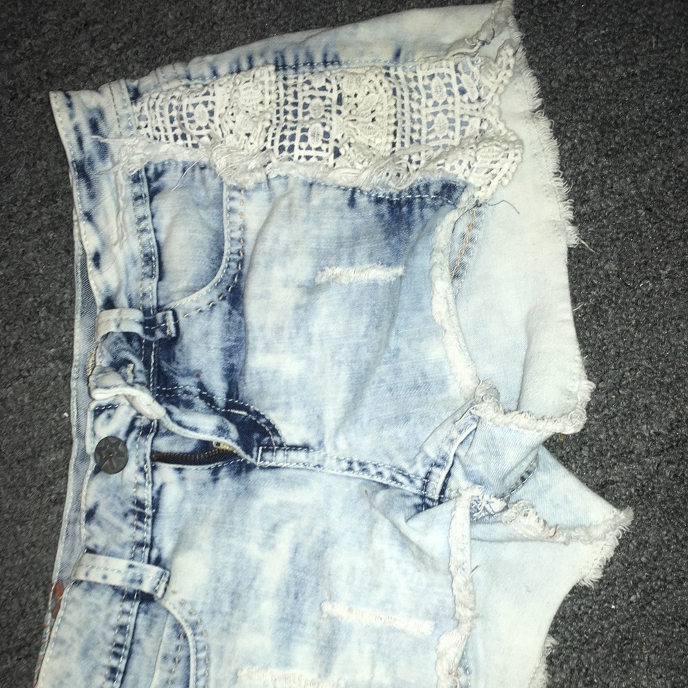 Size 9 shorts